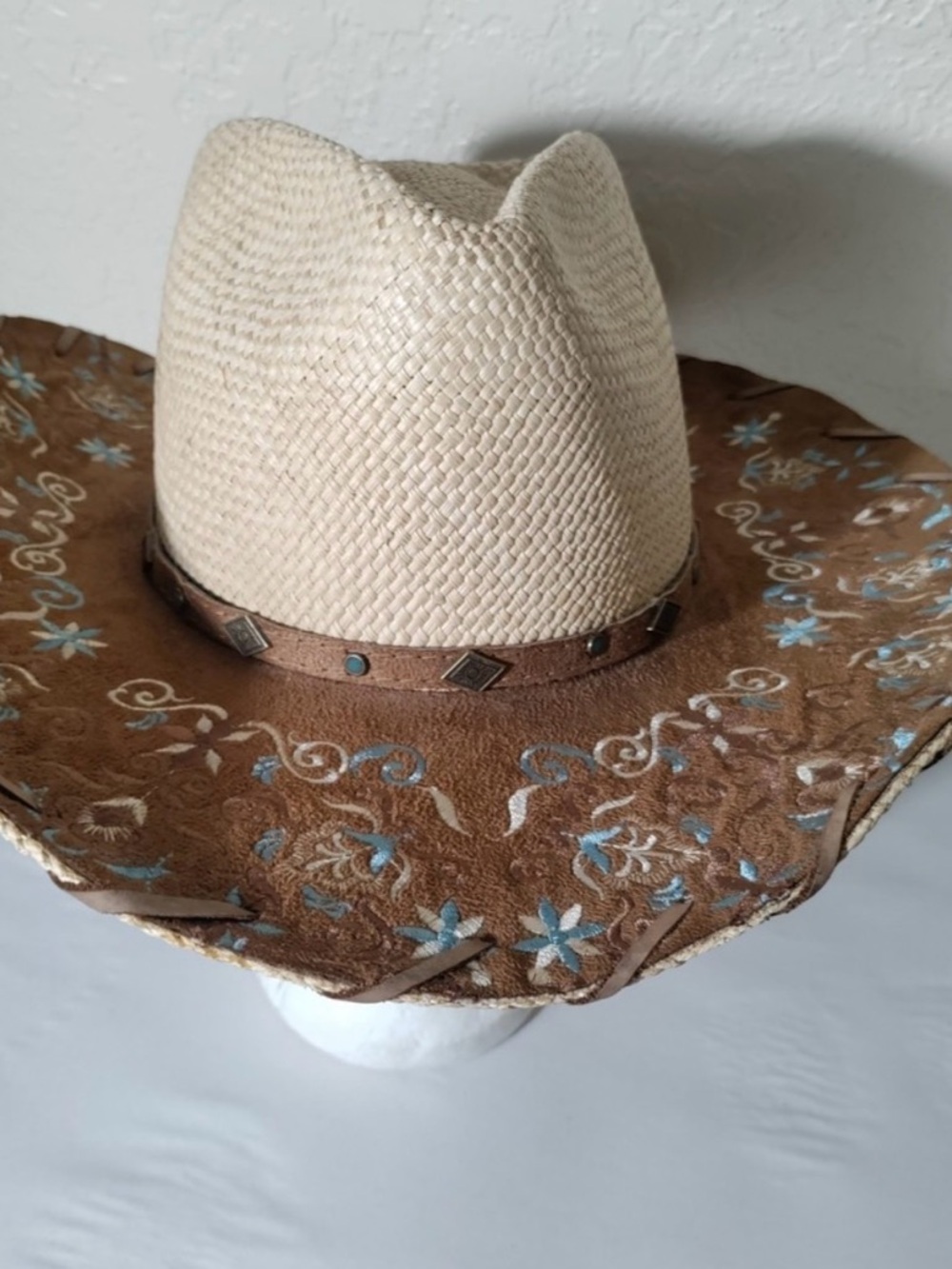 BullHide Straw Western Cowboy/Girl Hat size small